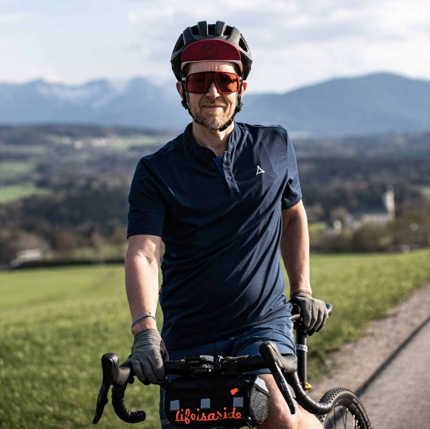 Mirko Groß mit Fahrrad